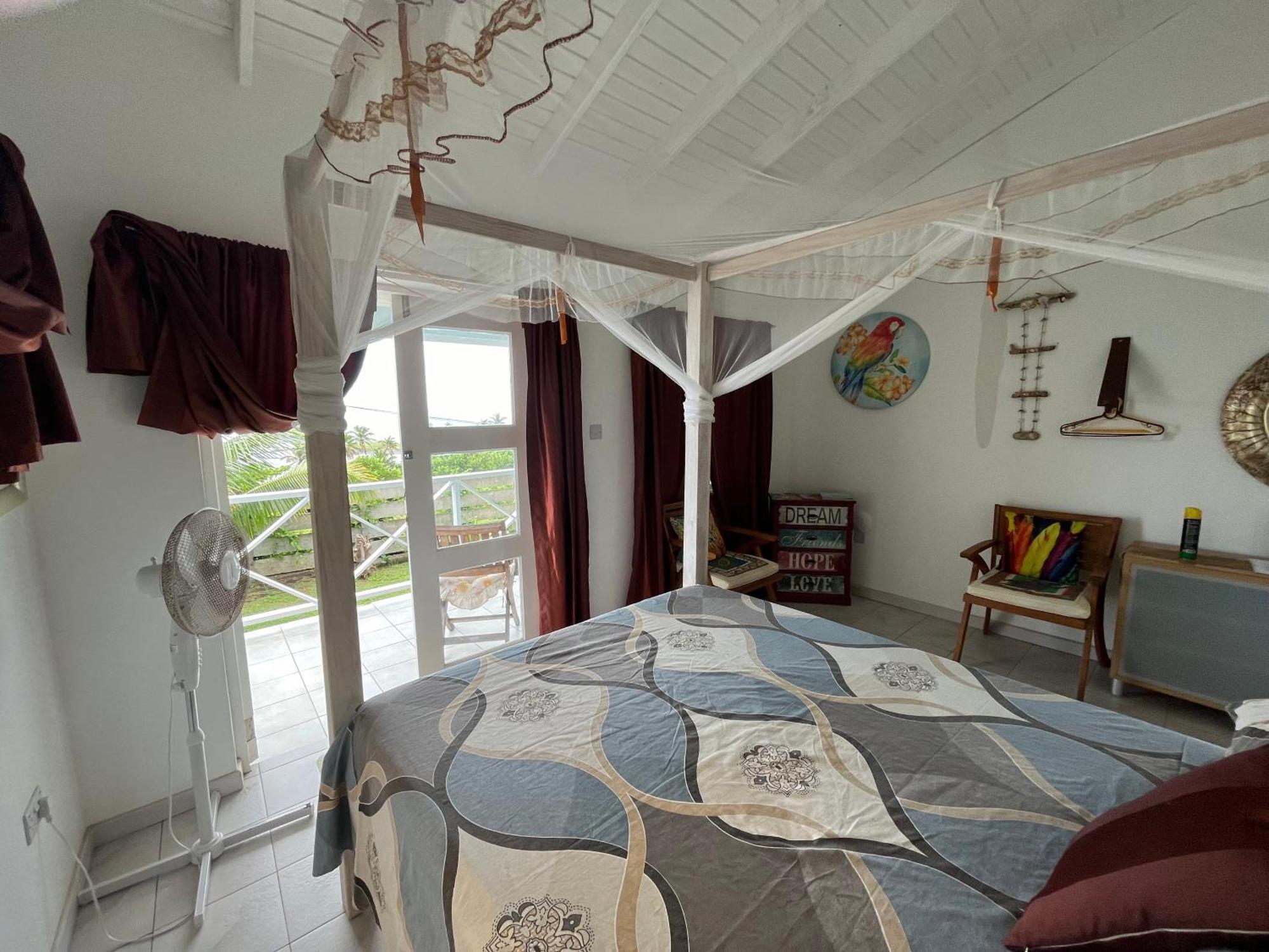 Studio Blu At Waves Villa Guesthouse Brighton Village ภายนอก รูปภาพ
