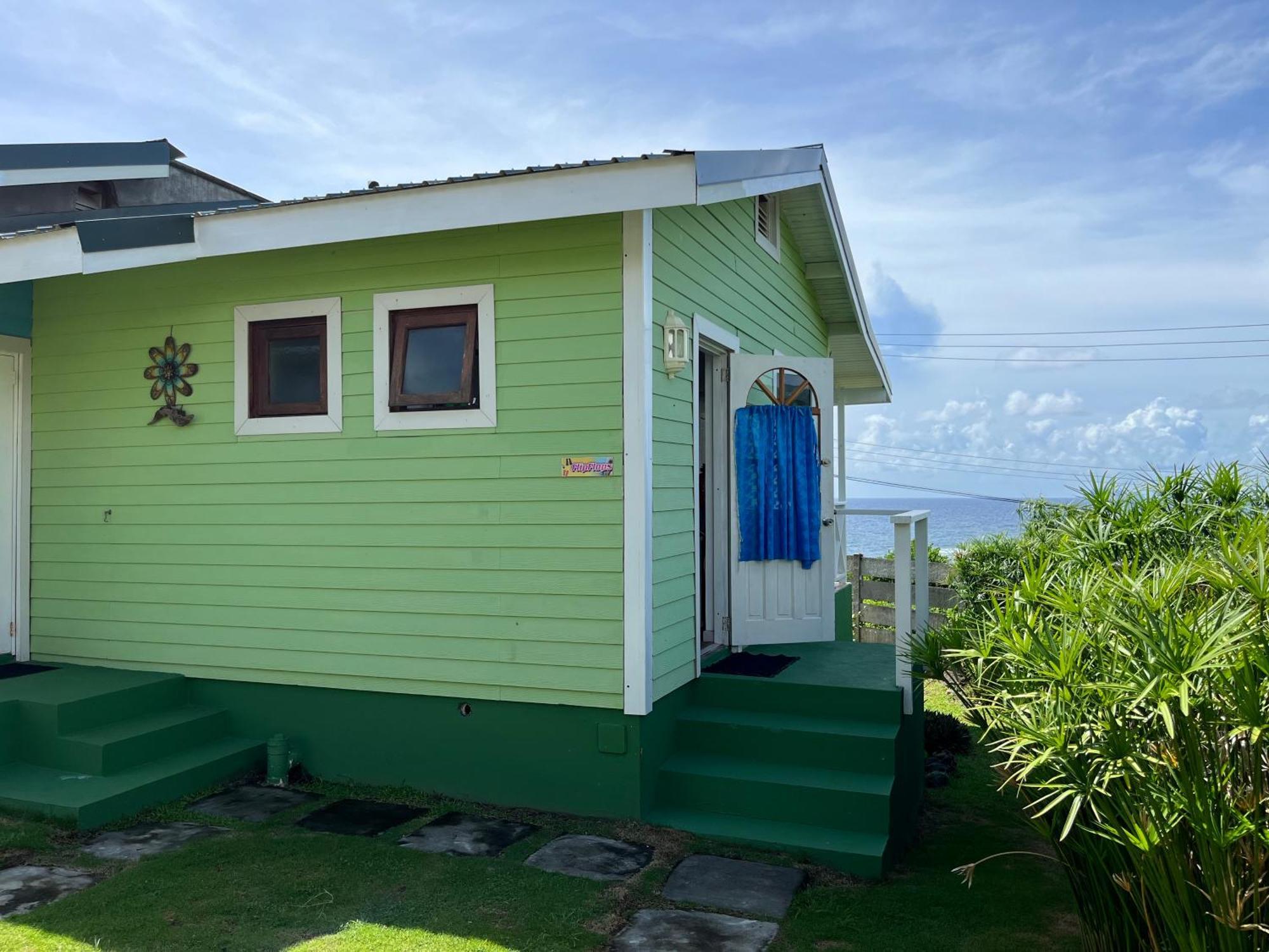 Studio Blu At Waves Villa Guesthouse Brighton Village ภายนอก รูปภาพ